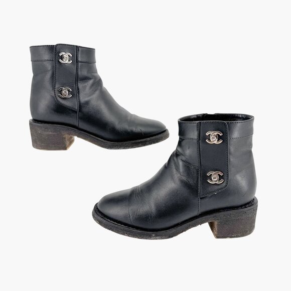 Chanel CC Turnlock Ankle Boot Size 36.5 US 5.5-6 Black Leather Moto Biker Bootie - Picture 8 of 15